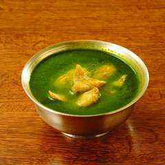 ホウレン草とチキンのカレー