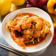 自家製甘辛ダレでからめたホルモン　白ご飯が何杯でも食べられる