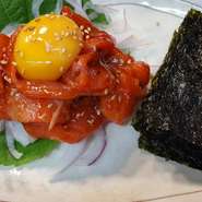 韓国のりに巻いて、パクッ！