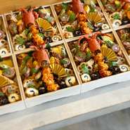 ”ろくろく亭”特製のテイクアウト弁当を準備しております！
詳しくはお問い合わせください！