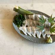 コース4,500円(税別)～
一品料理、天ぷら盛り合わせ、天ぷら単品、〆もの等ございます。
※仕入れや時期によって、変わりますので、詳しくはお問い合わせください。