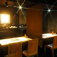 大人数でも安心の広さ(つなげて8名様までご利用頂けます。)