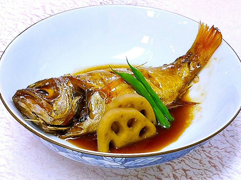 プロの板前の腕の見せ所！贅沢に高級魚のど黒を煮付けや塩焼きで