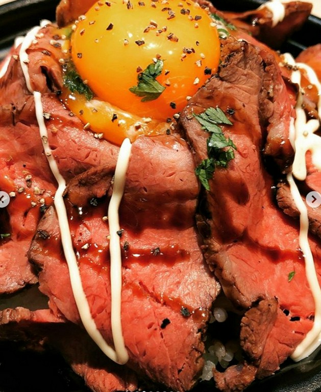 ローストビーフ丼