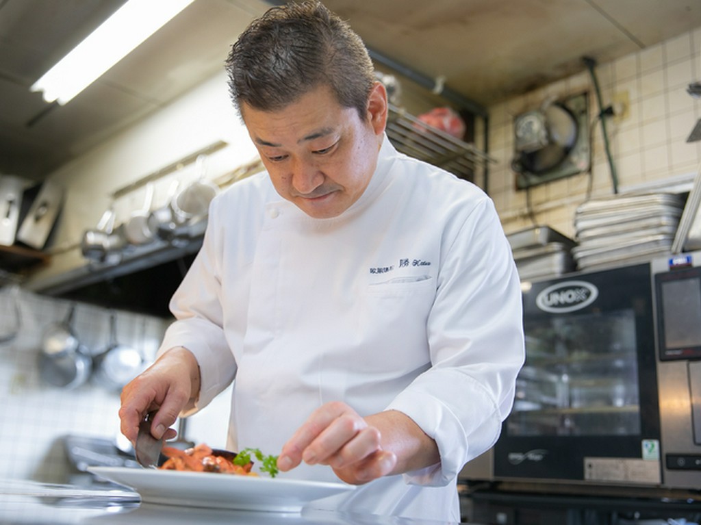 フランス料理の奥深さに触れ、この道へ進む