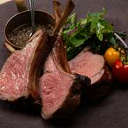 Half rack4000円　Full rack7500円