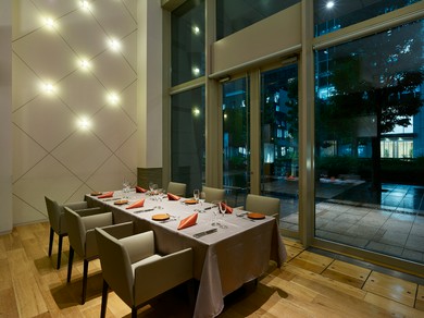 女子会に！開放的な空間でフリーフロー付カジュアルディナー！