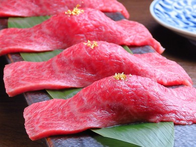 炙り握り肉寿司