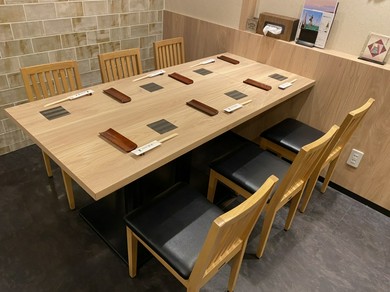 特別なお祝いに、食事や会話を心ゆくまで堪能