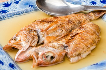 “しょっぱさと旨味”が絡み合う『のどぐろの酒焼き』