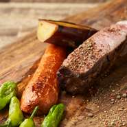 シンプルな味付けで、肉自体の旨みと脂の甘みを堪能できる『徳島金時豚グリル』