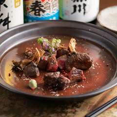 上質な赤身肉の旨み、甘みを存分に。『宮崎牛の炭火焼き』　