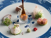 料理人の技がいきる、目でも楽しむ『お造り盛り合わせ』　