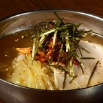 ツルツル、モチモチの元祖自家製盛岡冷麺
Regular ￥1078 Half ￥858