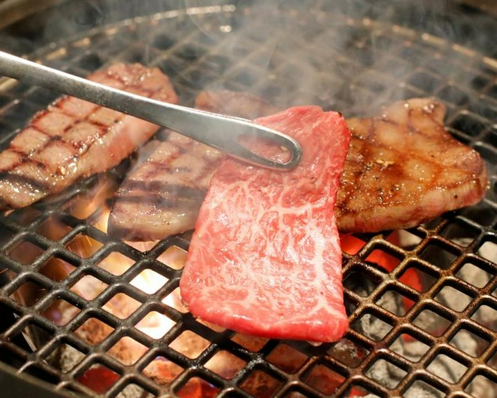 グルメな仲間との肉会や、肉好きなゲストのカジュアル接待に