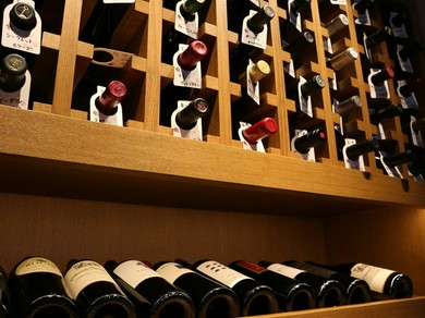 アメリカ産のワインを中心に各国のワインが勢ぞろい