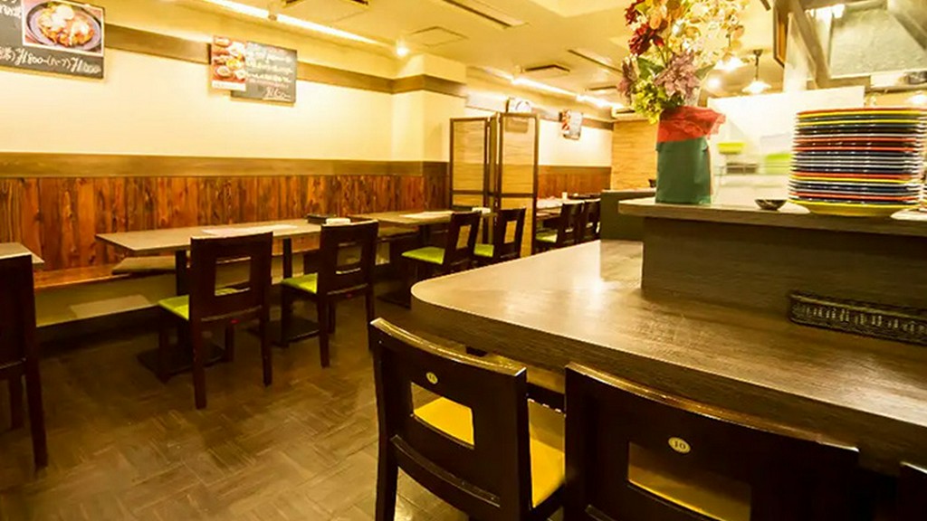 バル風のおしゃれ空間で味わう熟成ステーキ