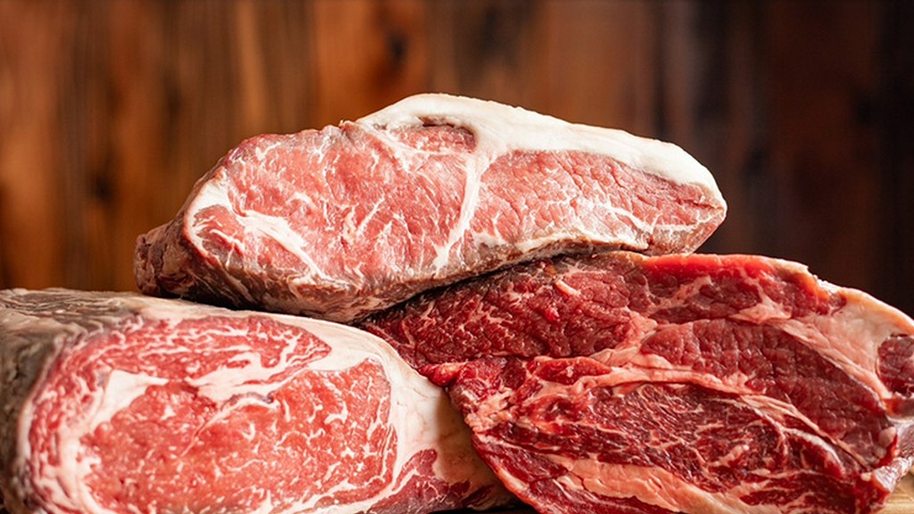 平均温度0℃湿度99％の空間で240時間以上熟成。高品質アメリカ産牛肉を使用『0℃熟成ステーキ各種』