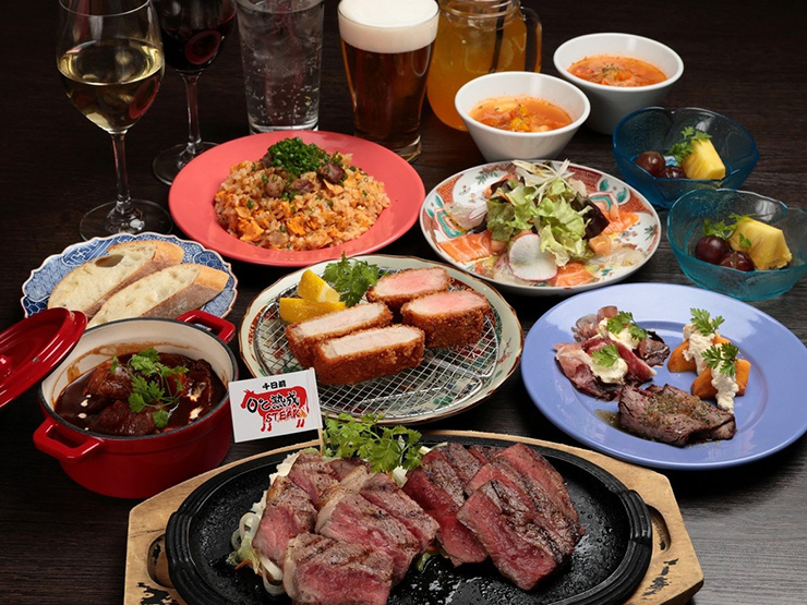 [All-you-can-drink included] A 6,000 yen course with 12 dishes including a comparison of two types of specialty aged steaks and three types of pork cutlets that will satisfy meat lovers