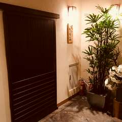 隠れ家的雰囲気のおしゃれ店内で楽しむ時間