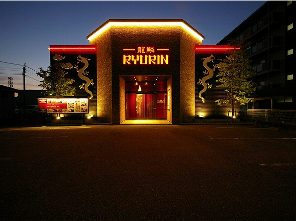 お子様連れにも嬉しい個室、サービスをご用意