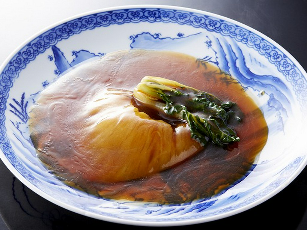 気仙沼産　フカヒレの姿蒸し