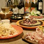 店内は明るく落ち着いた雰囲気です。コースメニューやお酒の種類も豊富なため、女子会でもご利用いただけます！