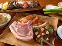 バラエティー豊かな食材を堪能できる『ターフ＆サーフBBQコース（2時間制）』