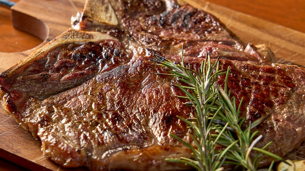 豪華食材をラインナップしたプレミアムなBBQプラン『STEAK ＆ LOBSTER BBQ コース』