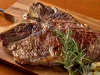 豪華食材をラインナップしたプレミアムなBBQプラン『STEAK ＆ LOBSTER BBQ コース』