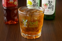 チャミスルと紅茶の美味しい組合せ。
マスカットとピーチからお選びください。