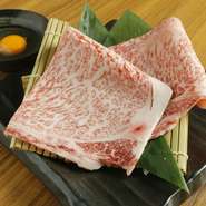 お野菜は、自社の青果部門が九州各地の契約農家から仕入れた、美味しい産直野菜をご提供いたします。
お肉は上質な黒毛和牛を取り扱っております。
安心・安全に美味しく食べていただくことにこだわります。
