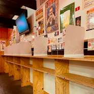 ちょい飲み!!　サク飲み!!　せんべろ!!　仕事帰りなどにちょっと1・2杯♪　気軽にご利用ください♪　テレビも電源もあります！