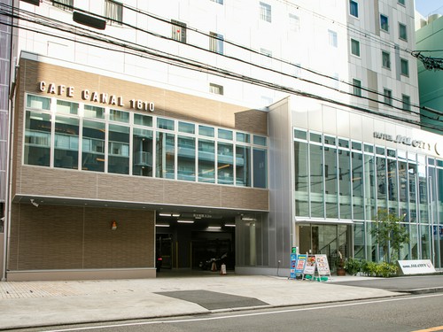 月替わりのメニューが楽しめる【CAFE CANAL 1610】