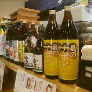 一般的な黒糖焼酎からプレミアム焼酎まで取り揃えています。
飲み方も水割り、ロック、お湯割り、炭酸割。
ご要望にお応えいたします。