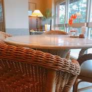 公園の緑に包まれた特等席♪