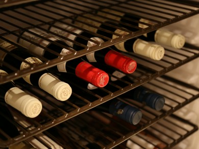 フランスワインを中心に各国のワインを取りそろえています