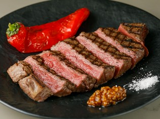 黒毛和牛のおいしさを受け継いだUS牛「極黒牛」