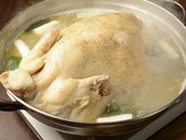 錦爽鶏を使ったコラーゲンたっぷりのタッカンマリ