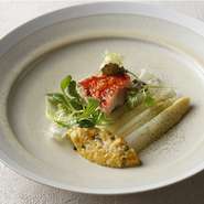 ホワイトアスパラガスのフォンダン ブラッドオレンジ