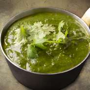 ほうれん草（国産）、自家製カッテージチーズ