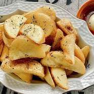 皮付きフライドポテト