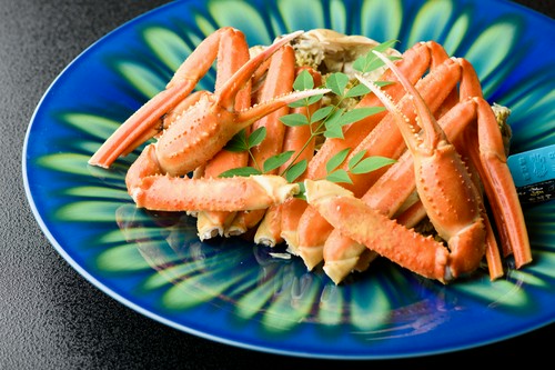 一年を通して味わえる新鮮な活カニ