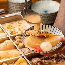 【お刺身の升盛り・サーモン・かつお】全130品が食べ飲み放題！