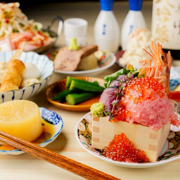 【新鮮刺身の升盛り・サーモン・かつお】全130品が食べ飲み放題