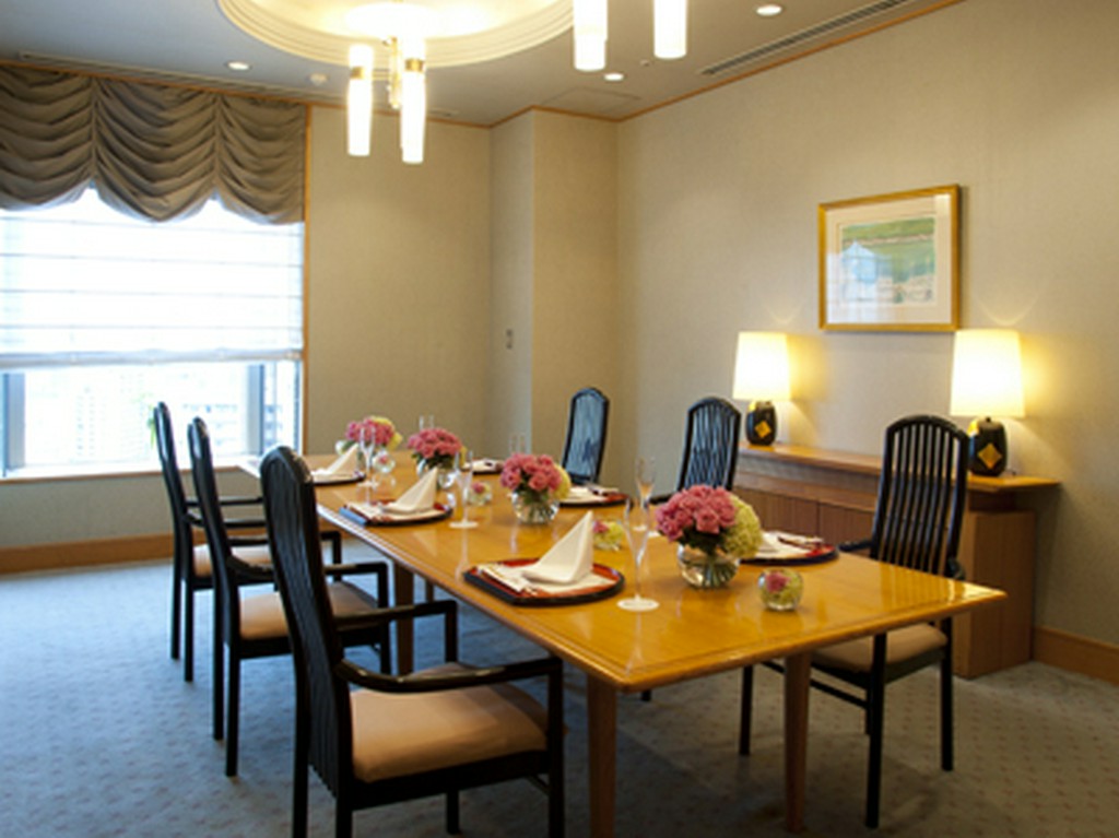 月の間（洋個室）