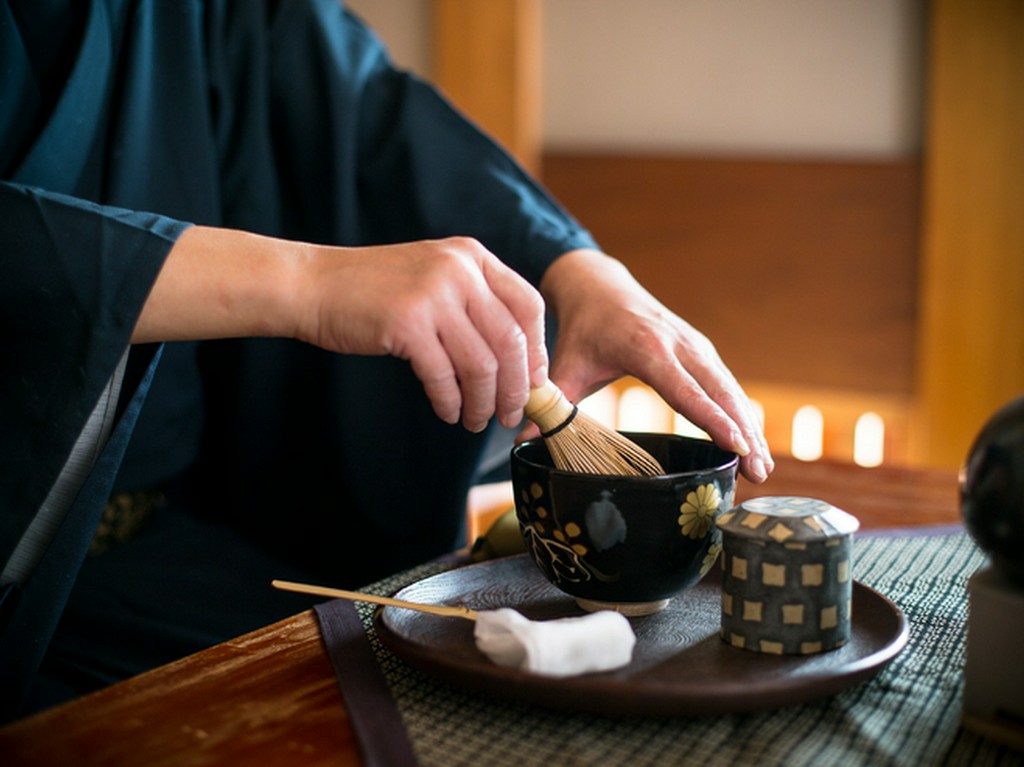 日本の伝統的な世界をカジュアルに