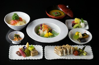 身体に優しい旬食材や調味料のみで調理したコース