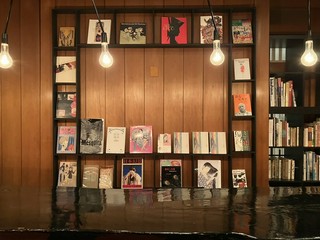 東京十月の本棚