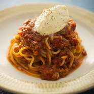 パスタ大盛無料！
サラダ&バケット付き